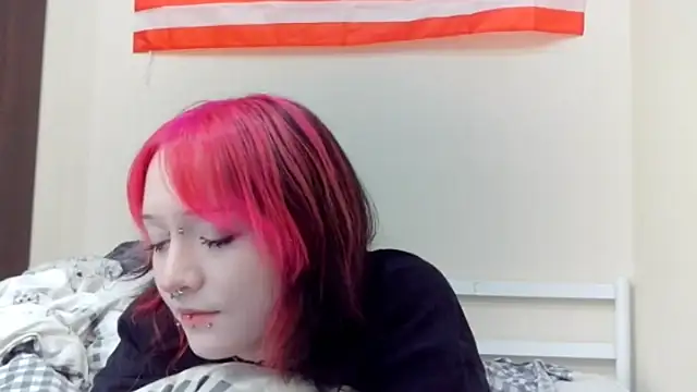 Shine Luna online show from February 17, 8:06 pm