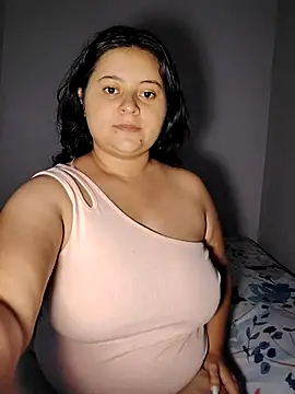 alexacurvy05 online show from January 9, 9:33 pm