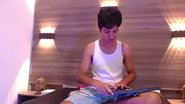 Joseph Gonzalez online show from February 14, 7:14 pm