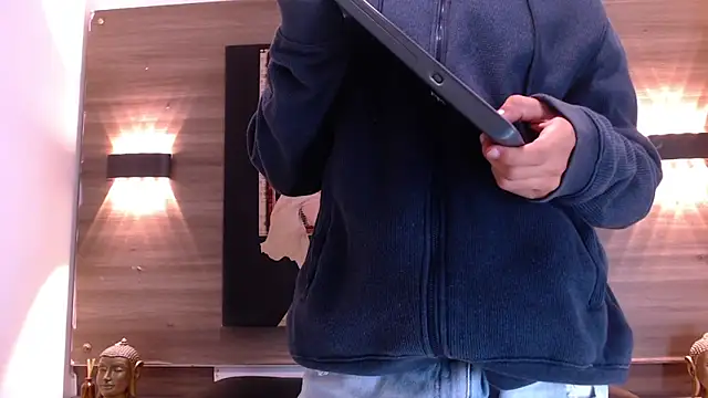 Joseph Gonzalez online show from January 12, 7:31 pm