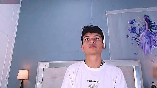 Joseph Gonzalez online show from April 4, 7:20 pm