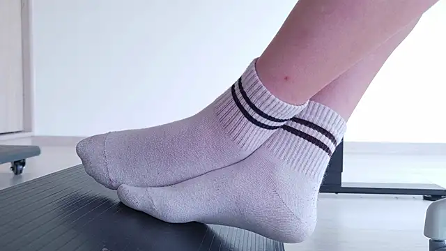 Snapshot of Feetbeth chatting on June 15, 2:28 pm Feetbeth online show from June 15, 2:28 pm