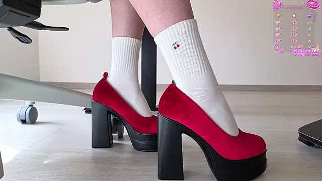 Feetbeth online show from April 10, 8:27 pm