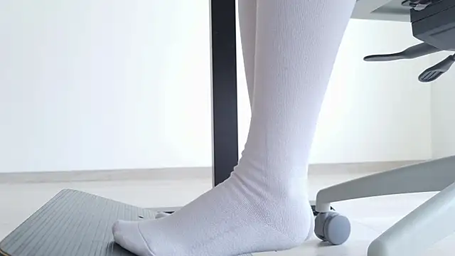 Snapshot of Feetbeth chatting on July 8, 5:46 pm Feetbeth online show from July 8, 5:46 pm