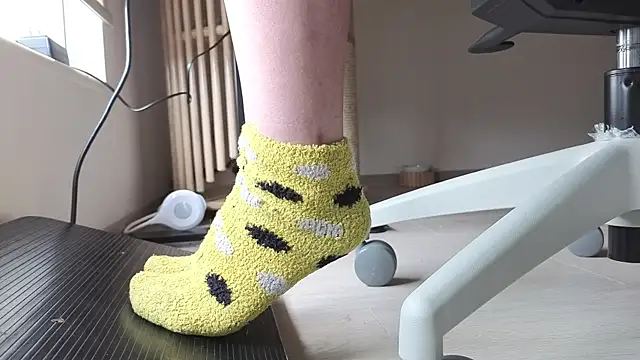 Feetbeth online show from February 4, 7:53 pm