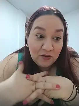 Snapshot of sharon_G chatting on May 13, 6:04 pm sharon G online show from May 13, 6:04 pm