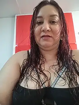 Snapshot of sharon_G chatting on May 14, 6:05 pm sharon G online show from May 14, 6:05 pm