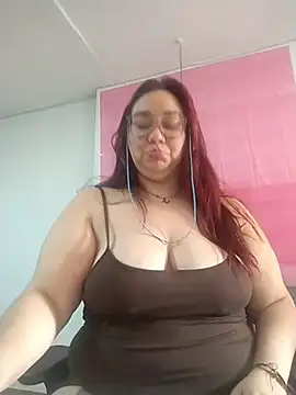 Snapshot of sharon_G chatting on April 27, 6:17 pm sharon G online show from April 27, 6:17 pm