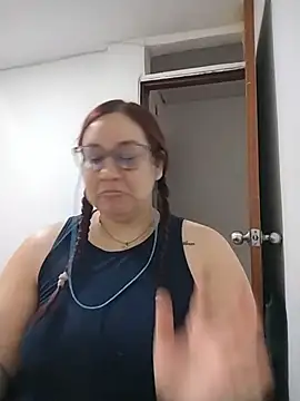 Snapshot of sharon_G chatting on May 2, 6:13 pm sharon G online show from May 2, 6:13 pm