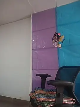 sharon G online show from April 10, 6:15 pm