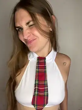 rubia culonaa online show from April 14, 6:24 pm