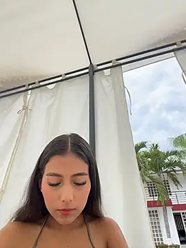 Snapshot of Valeria-escobar chatting on February 5, 1:07 pm Valeria-escobar online show from February 5, 1:07 pm