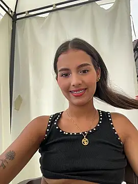 Snapshot of Valeria-escobar chatting on January 11, 1:51 pm Valeria-escobar online show from January 11, 1:51 pm
