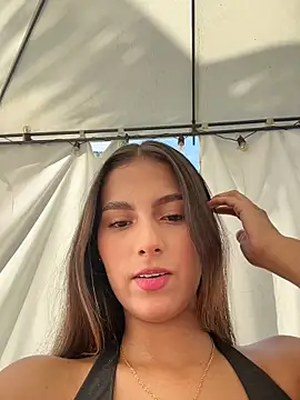 Snapshot of Valeria-escobar chatting on January 9, 1:51 pm Valeria-escobar online show from January 9, 1:51 pm
