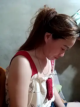 little-effy online show from May 15, 1:31 pm