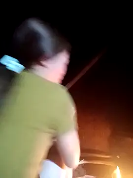 little-effy online show from April 1, 11:01 pm