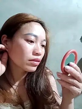 little-effy online show from March 29, 9:16 pm