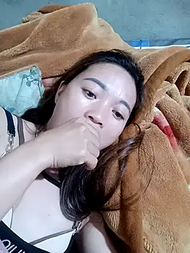 little-effy online show from April 30, 10:22 am