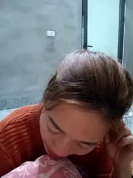 little-effy online show from January 14, 2:59 am