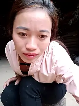 little-effy online show from February 6, 12:50 am