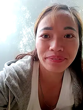 little-effy online show from May 10, 1:31 am