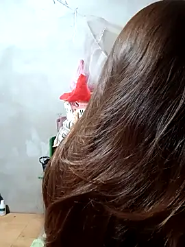 little-effy online show from February 11, 8:41 pm