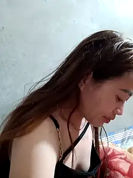 little-effy online show from March 20, 6:31 pm