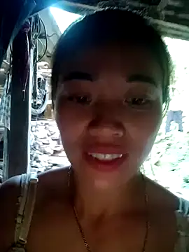 little-effy online show from May 14, 11:18 am