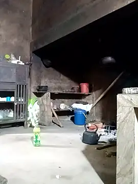 little-effy online show from February 28, 4:01 am