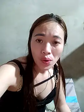 little-effy online show from March 19, 1:33 pm