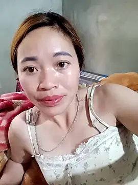 little-effy online show from March 30, 9:22 am