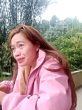 little-effy online show from February 25, 2:01 am