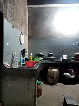 little-effy online show from February 26, 10:10 pm