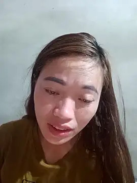 little-effy online show from March 25, 8:30 pm