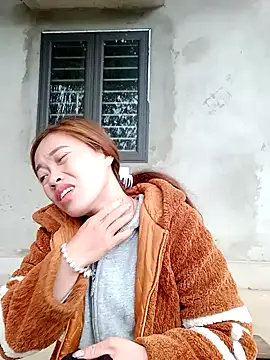 little-effy online show from March 7, 1:34 am