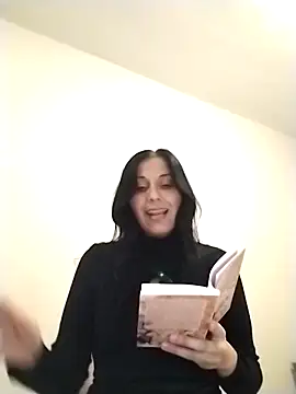 DommeVioleta online show from December 21, 5:09 am