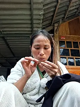 jikey- online show from February 15, 9:08 am