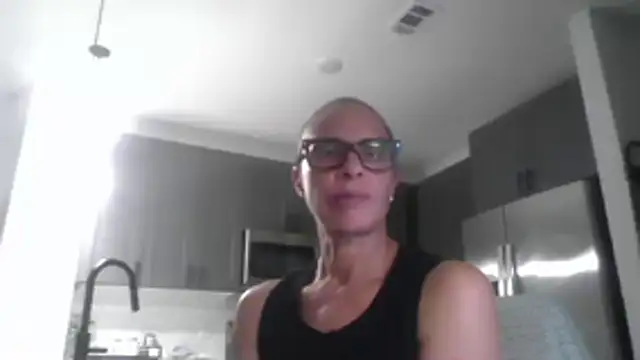 Snapshot of SolcitaBabyyy chatting on December 17, 2:38 am SolcitaBabyyy online show from December 17, 2:38 am