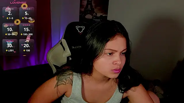 Snapshot of milk_hot_mafe chatting on February 23, 4:14 am milk hot mafe online show from February 23, 4:14 am