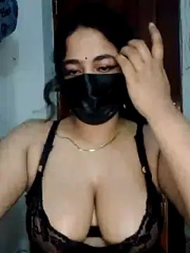 nosrat014 online show from April 2, 4:24 pm