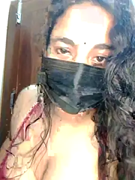 Snapshot of nosrat014 chatting on June 7, 8:36 pm nosrat014 online show from June 7, 8:36 pm