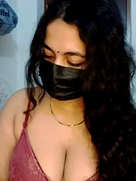 nosrat014 online show from April 7, 4:53 pm