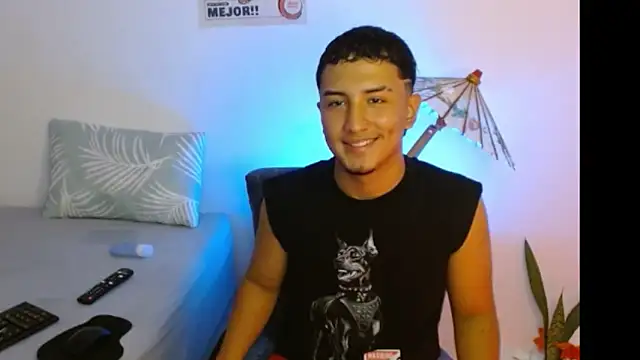 kyro estrada online show from March 5, 10:16 pm