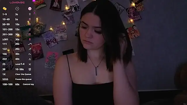 YummyTira online show from March 1, 1:05 am