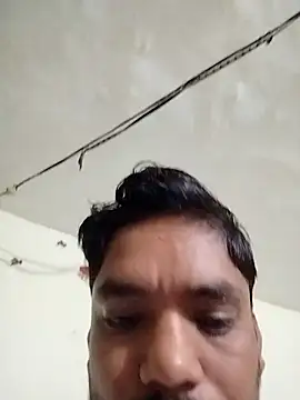 Snapshot of monsterki chatting on December 20, 9:12 am monsterki online show from December 20, 9:12 am