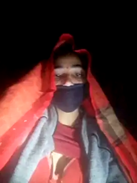 Snapshot of Laxmi9090 chatting on December 14, 10:37 pm Laxmi9090 online show from December 14, 10:37 pm