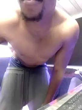 Snapshot of BananaStillDicksy chatting on January 14, 8:34 pm BananaStillDicksy online show from January 14, 8:34 pm