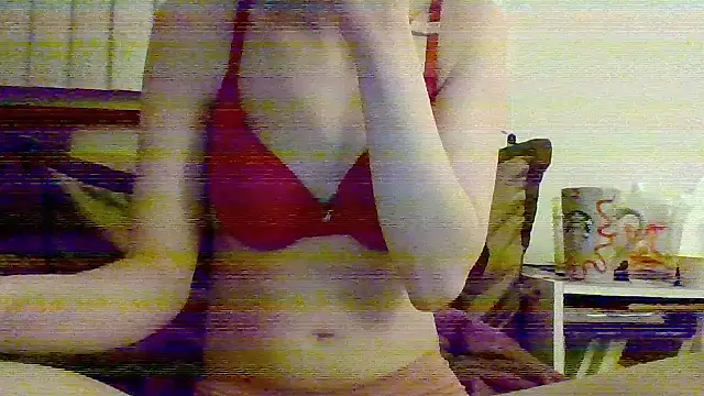 Snapshot of jennyxoxo22 chatting on December 15, 4:51 am jennyxoxo22 online show from December 15, 4:51 am