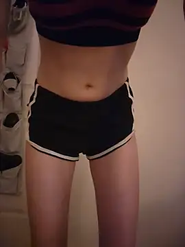 jennyxoxo22 online show from July 16, 7:44 pm