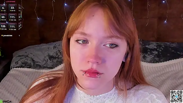 EmmaPratt online show from April 12, 12:47 am